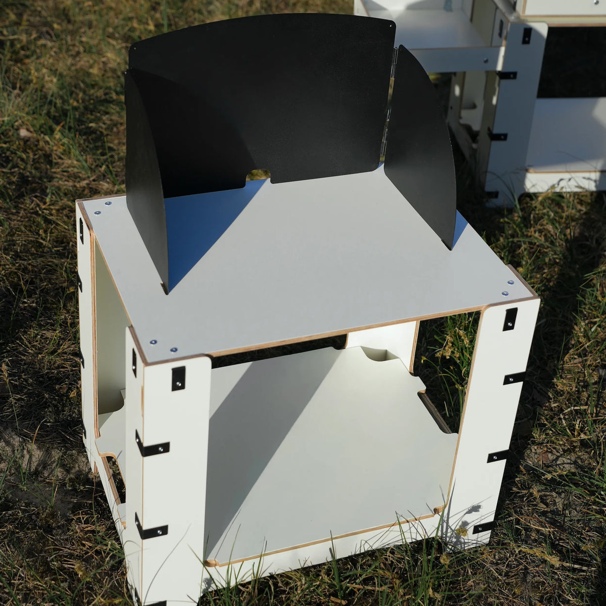 Dodatkowy stolik z metalową osłoną przeciwwiatrową do Camping Box Mini